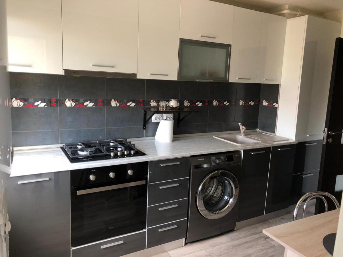 Apartament modern Târgoviște în regim hotelier Exterior foto